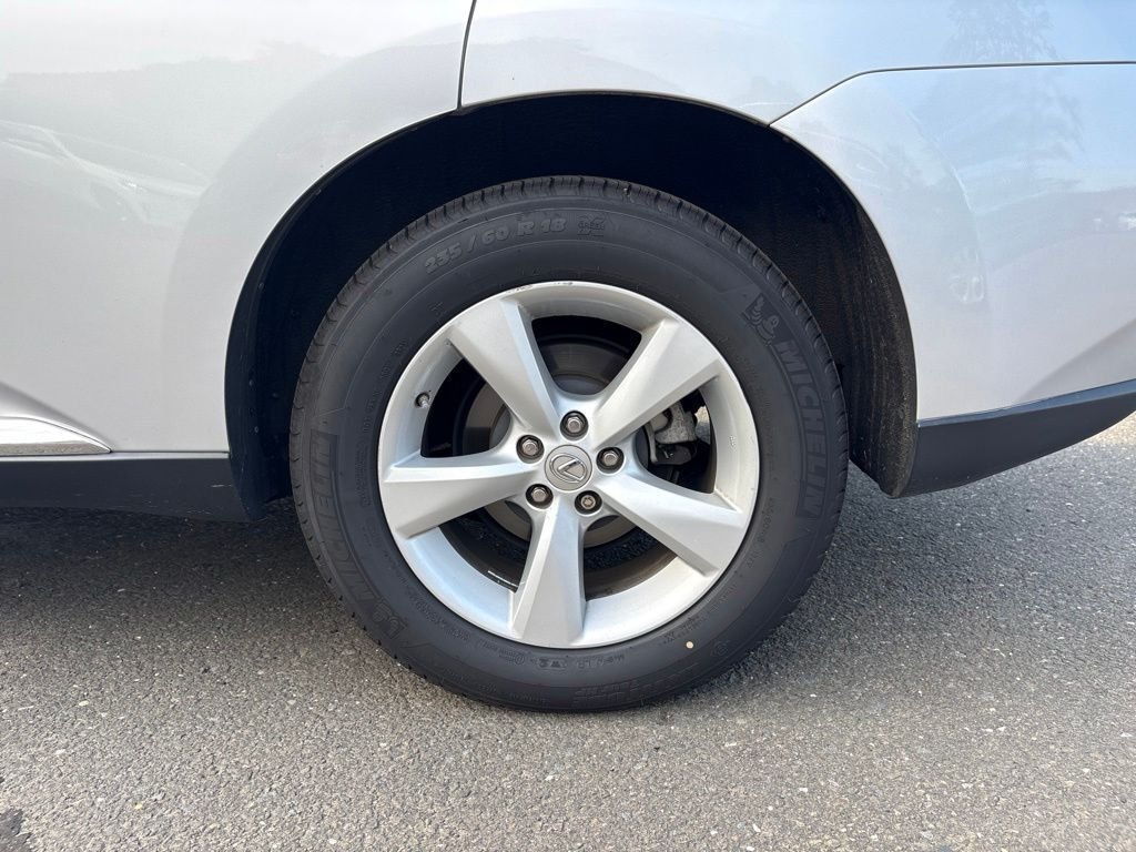Used 2014 Silver Lexus 350 image 19