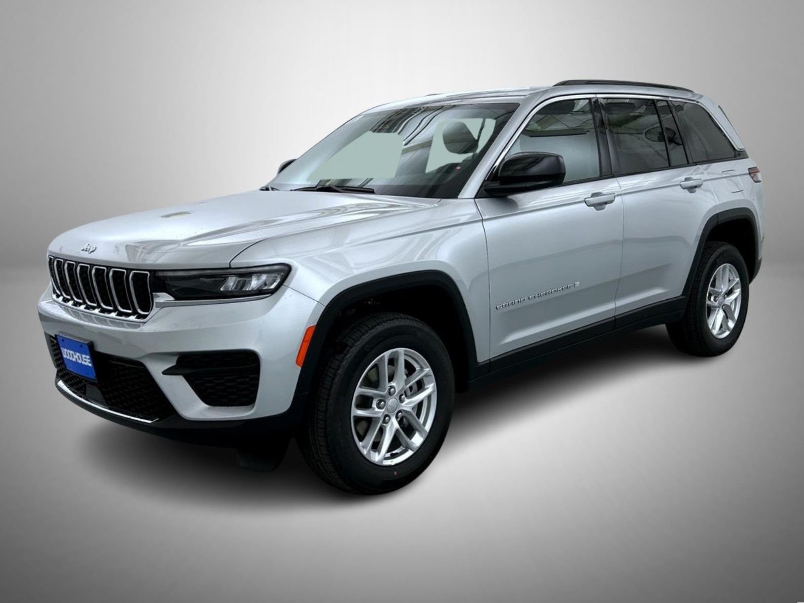 2026 Jeep Grand Cherokee Laredo X 4x4's photo