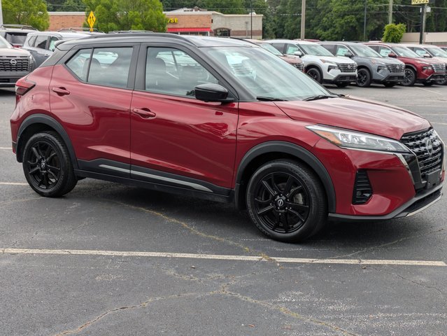 2024 Nissan Kicks SR