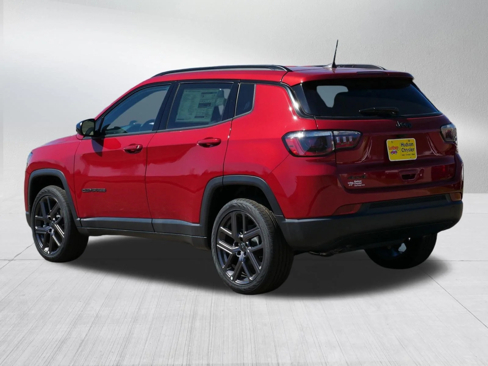 New 2026 Red Hot Pearlcoat Jeep Latitude Altitude image 3