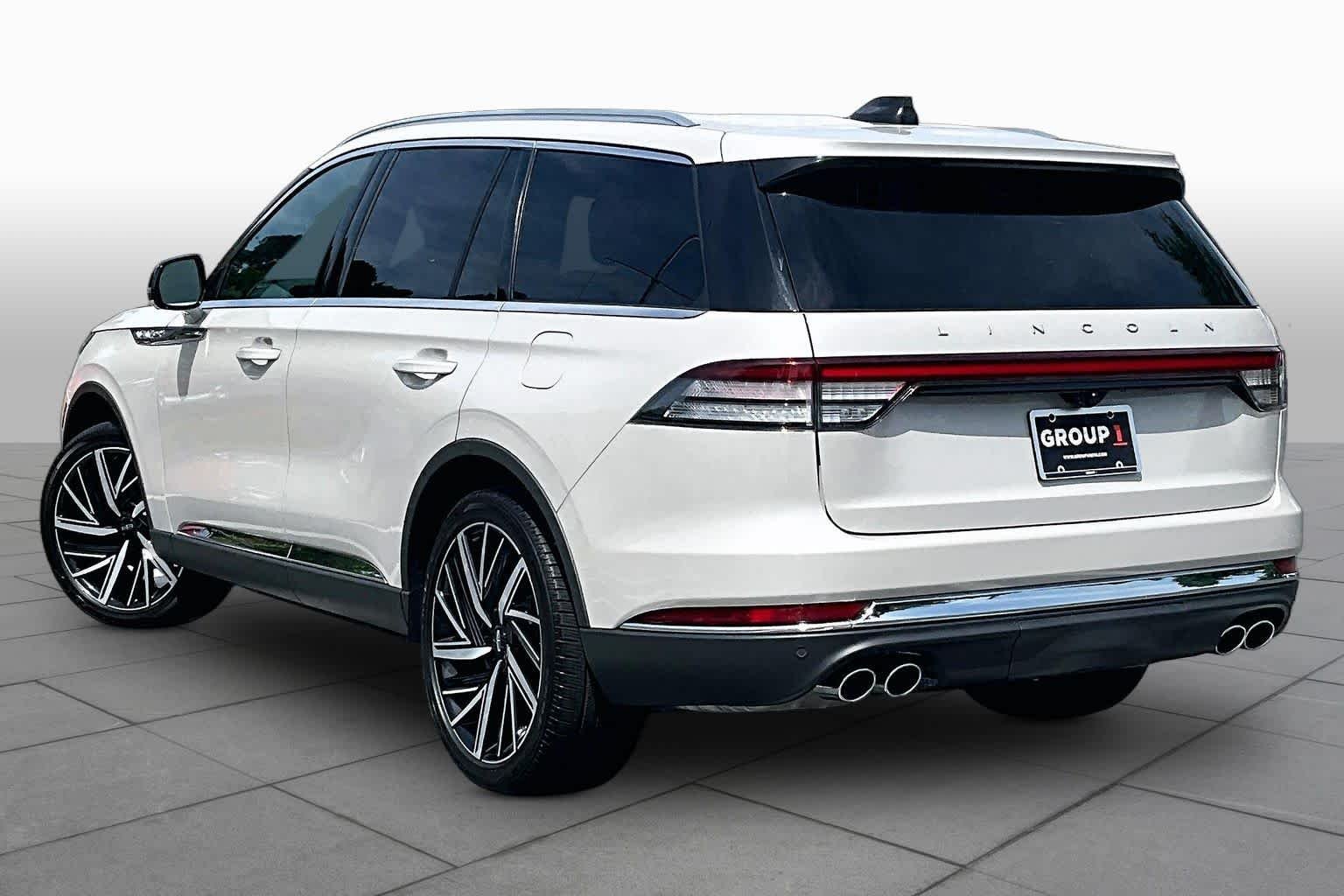 Used 2025 Ceramic Pearl Metallic Tri-Coat Lincoln Reserve image 20