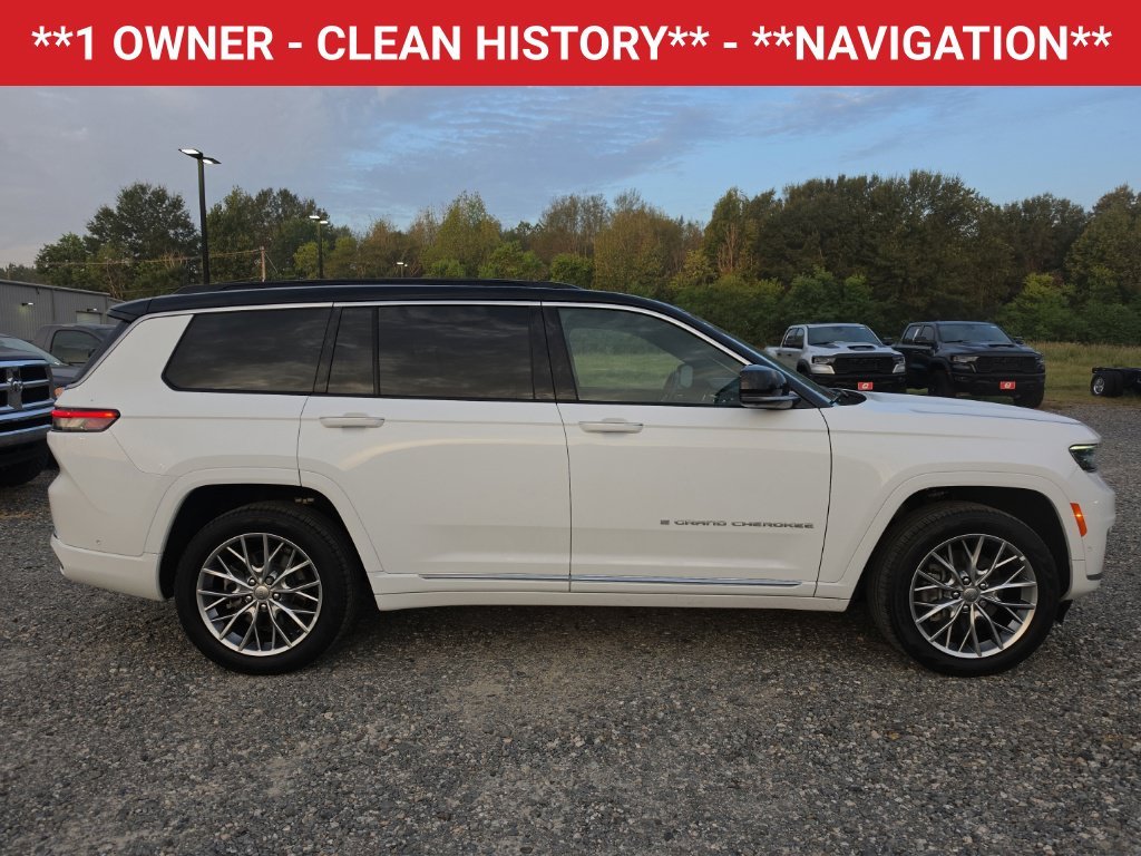 Used 2025 White Jeep Summit image 2