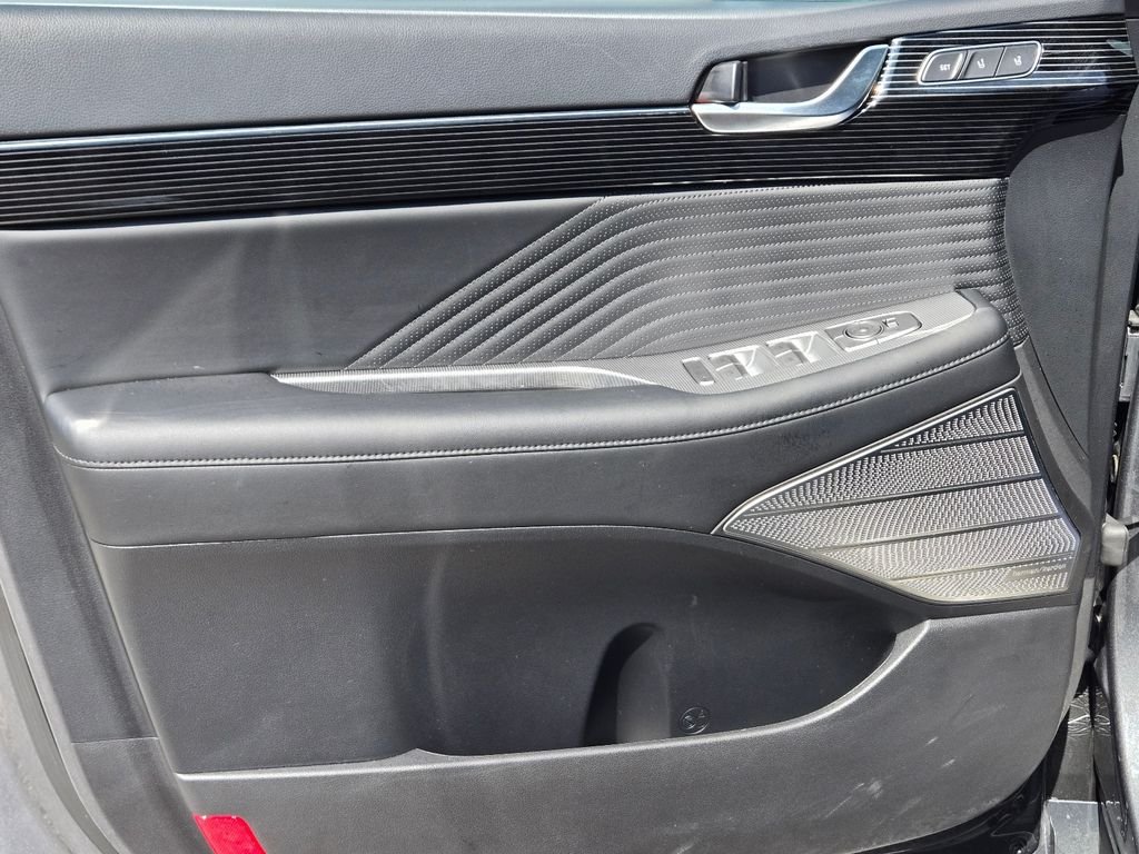 Used 2025 Gray Hyundai Calligraphy image 13