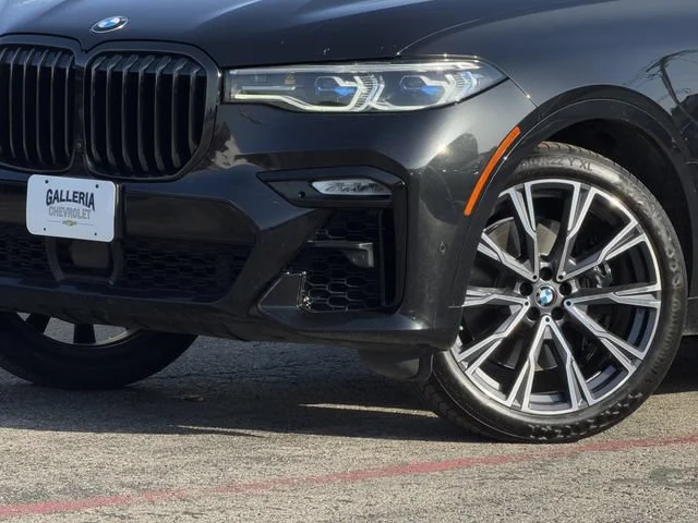 Used 2022 Black BMW M50i image 10