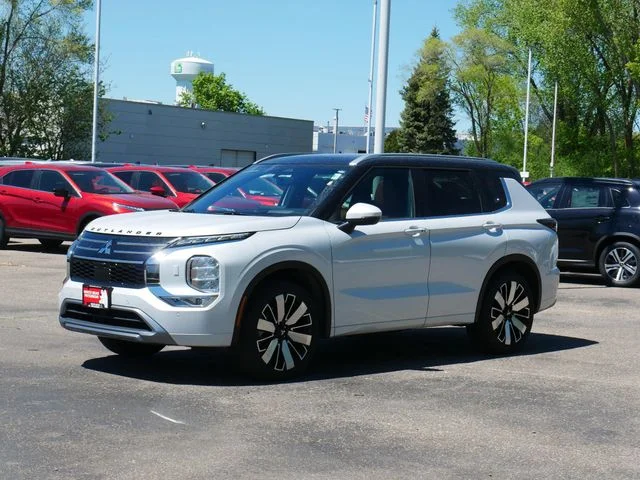 Certified 2025 Mitsubishi Outlander SEL with VIN JA4J4WA82SZ038998 for sale in White Bear Lake, Minnesota