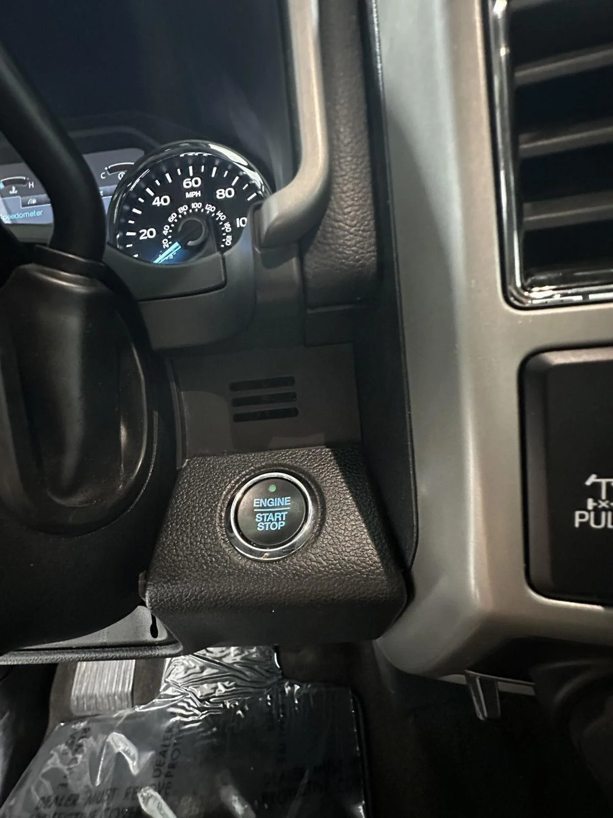 Used 2020 Iconic Silver Metallic Ford XL image 15