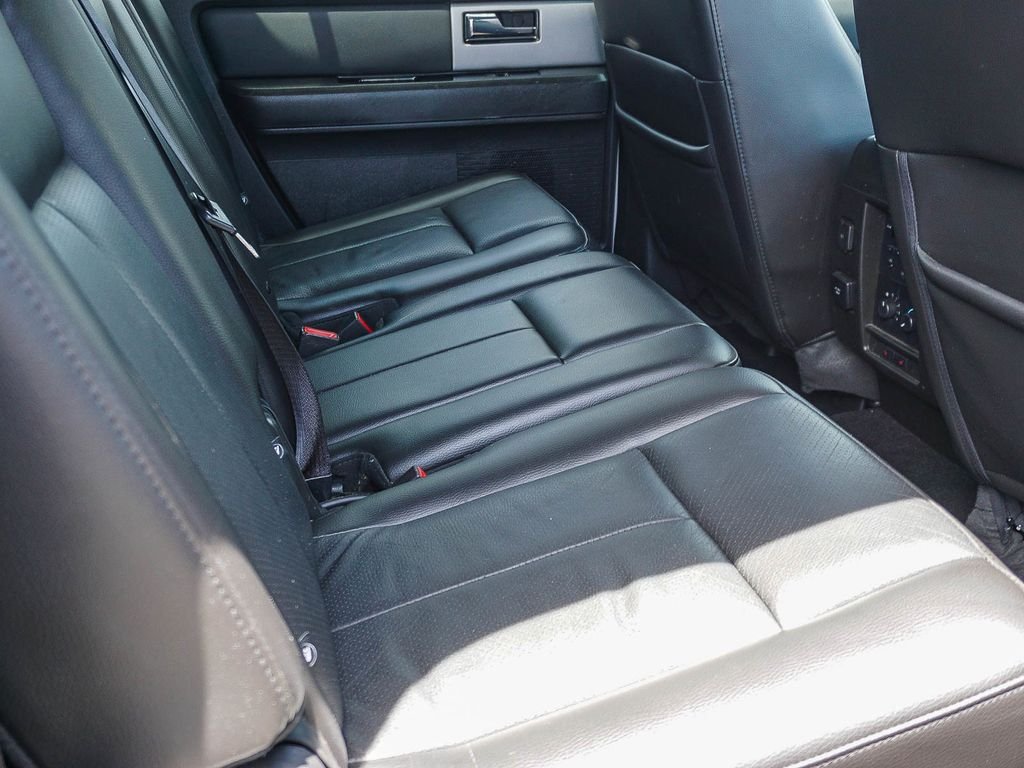 Used 2013 White Ford Limited image 13