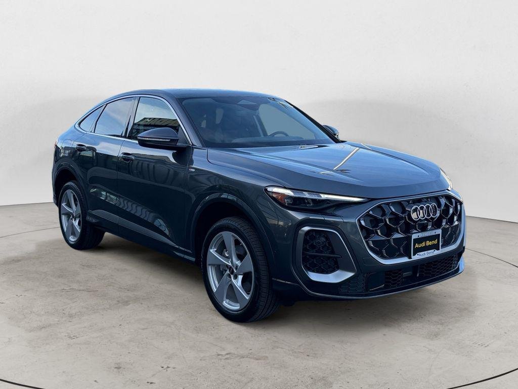 2025 Audi Q5 Sportback 45 Premium Plus's photo