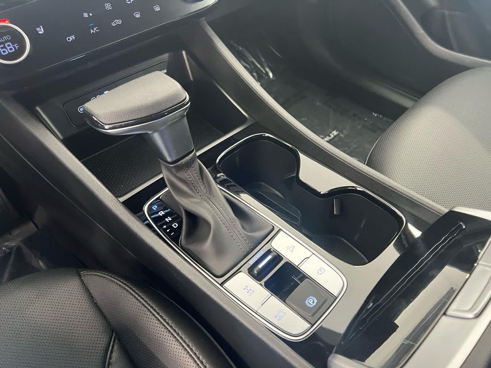 Used 2025 Hampton Gray Hyundai SEL image 20