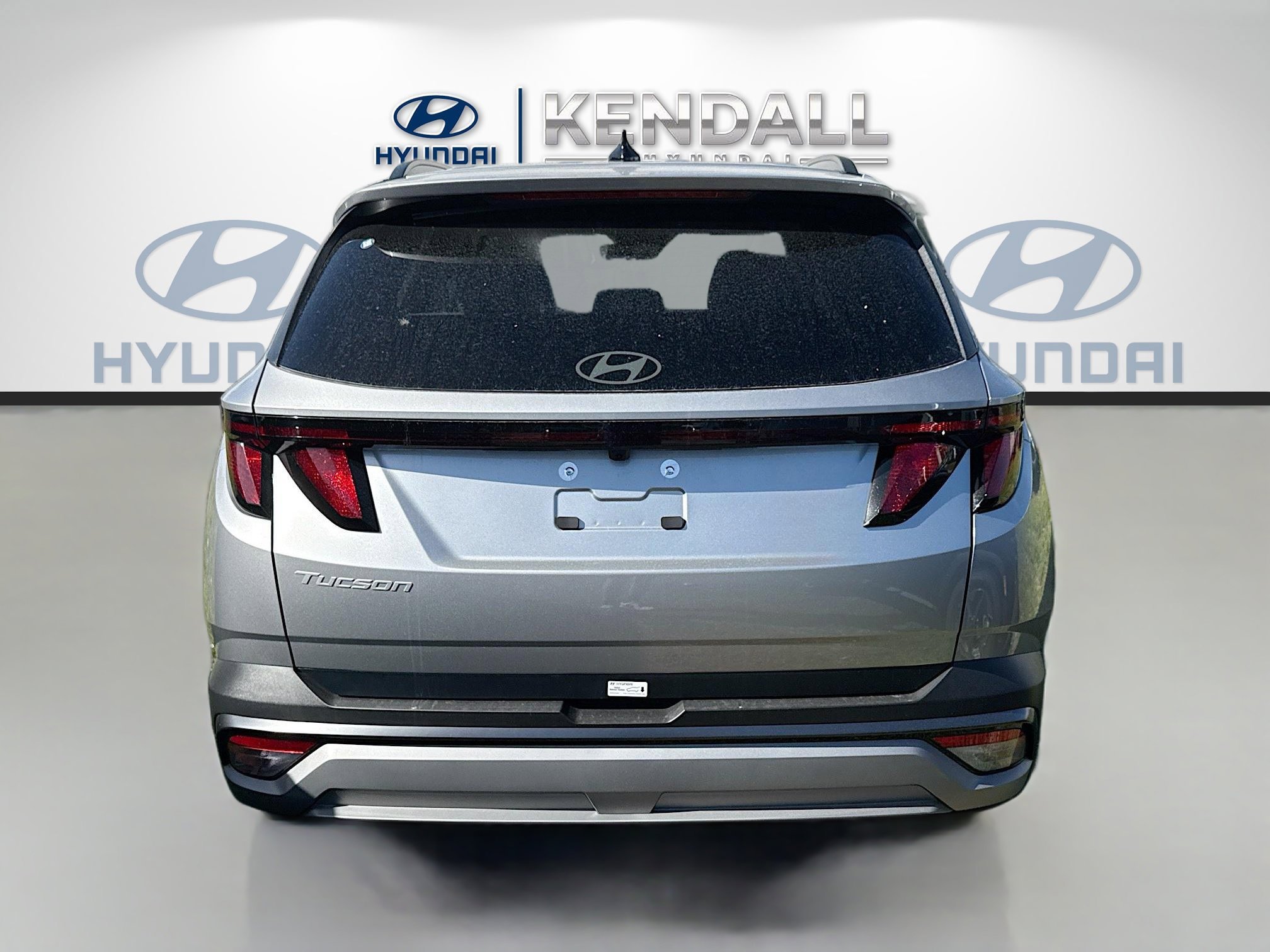 New 2026 Shimmering Silver Hyundai SEL FWD image 30
