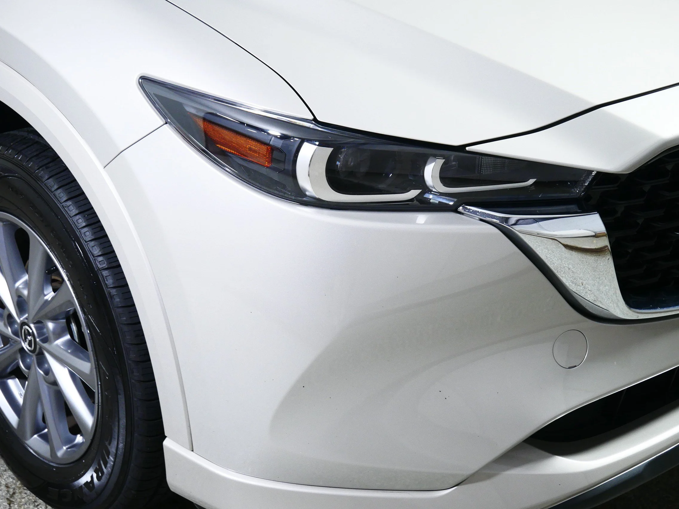 Used 2025 Platinum Quartz Metallic Mazda 2.5 S Preferred Package image 16