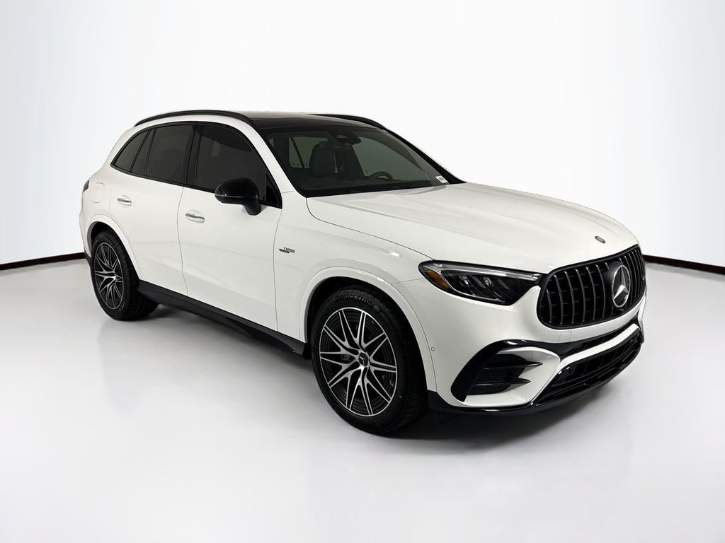 New 2026 Polar White Mercedes-Benz GLC 43 AMG® image 3
