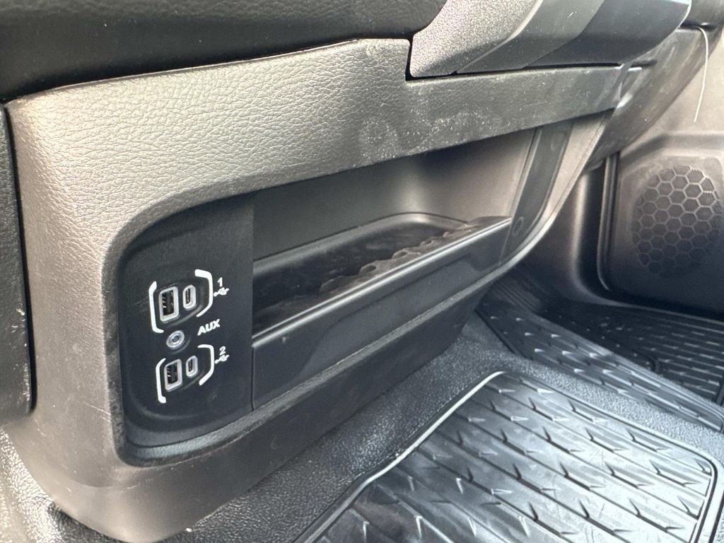 2026 RAM 3500 Chassis Tradesman - Photo 37