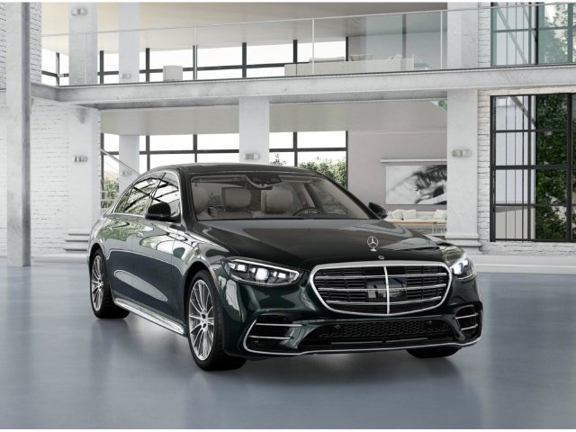 Certified Used 2026 Green Mercedes-Benz S 580 image 12