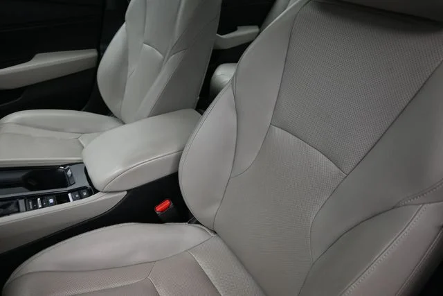 2024 Honda Accord Hybrid EX-L - Photo 18