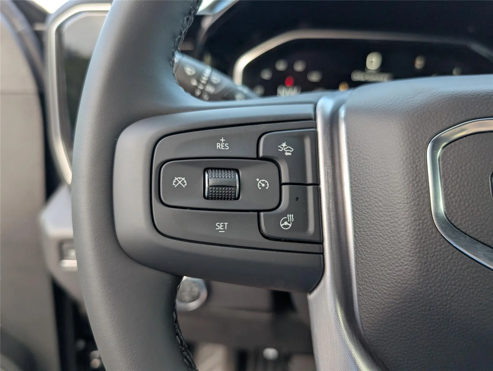 New 2026 Onyx Black GMC Elevation image 37