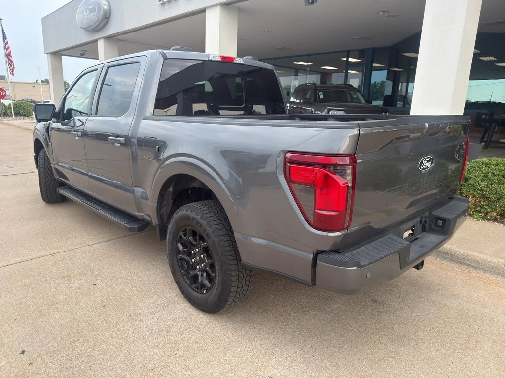 Used 2025 Carbonized Gray Metallic Ford XLT image 8