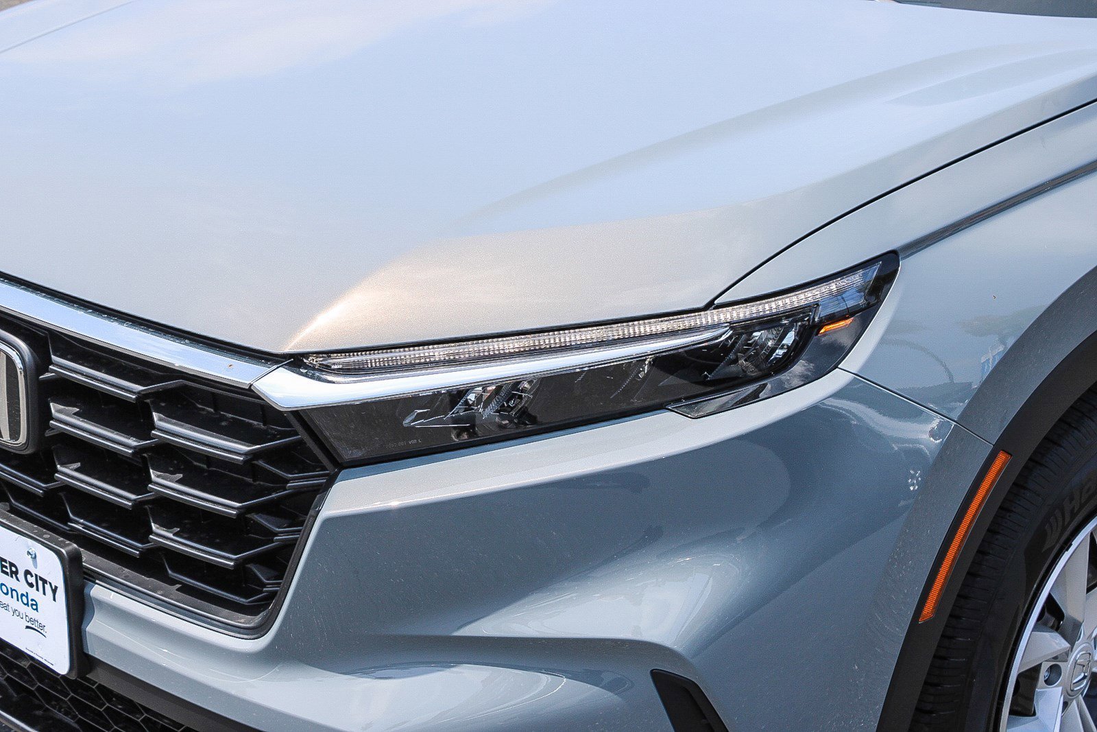 New 2026 Urban Gray Pearl Honda LX image 4