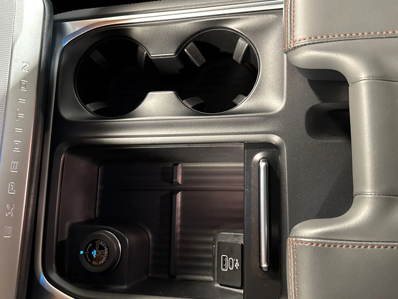 2025 Ford Expedition Active - Photo 23