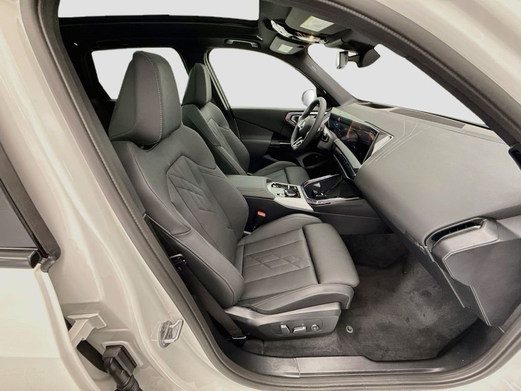 New 2026 Alpine White BMW 30 xDrive image 18