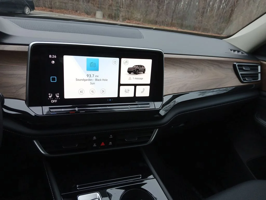 New 2026 Gray Volkswagen 2.0T SE w/Technology image 17