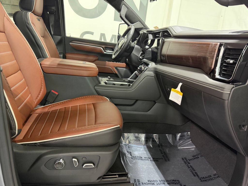 New 2026 Sterling Metallic GMC Denali Ultimate DRW image 31