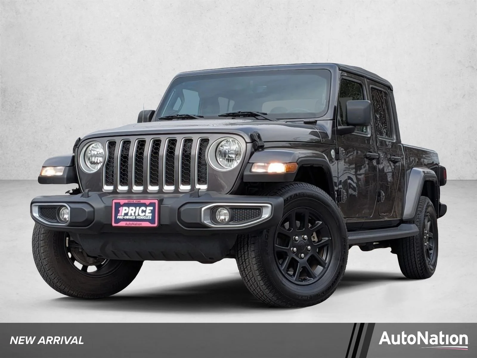 2023 Jeep Gladiator Overland's photo