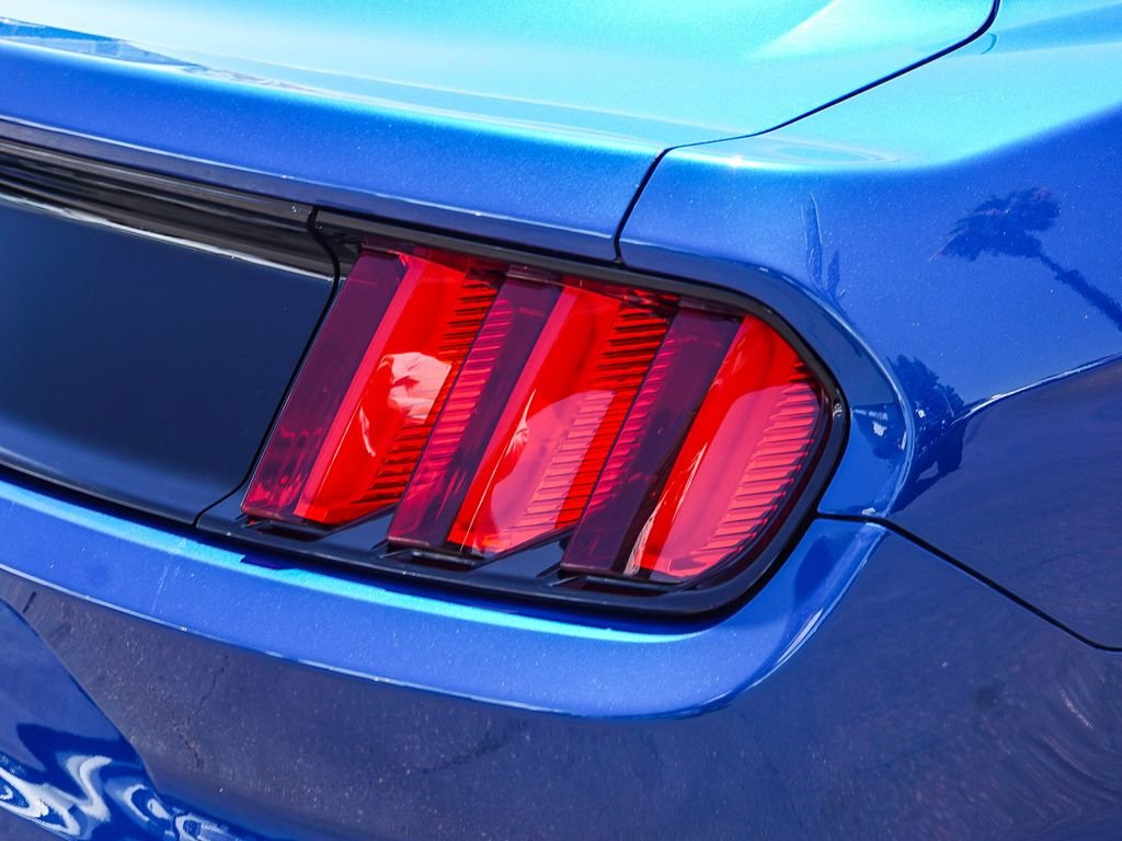 Used 2017 Blue Ford GT image 8