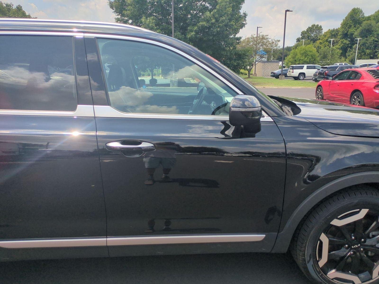 Used 2025 Ebony Black Kia S image 53