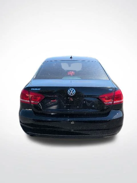 Used 2015 Black Volkswagen 1.8T S image 10