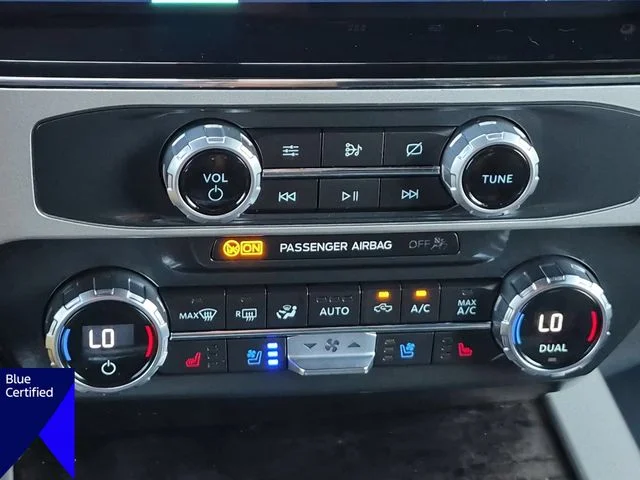 Used 2022 Gray Ford Lariat image 26
