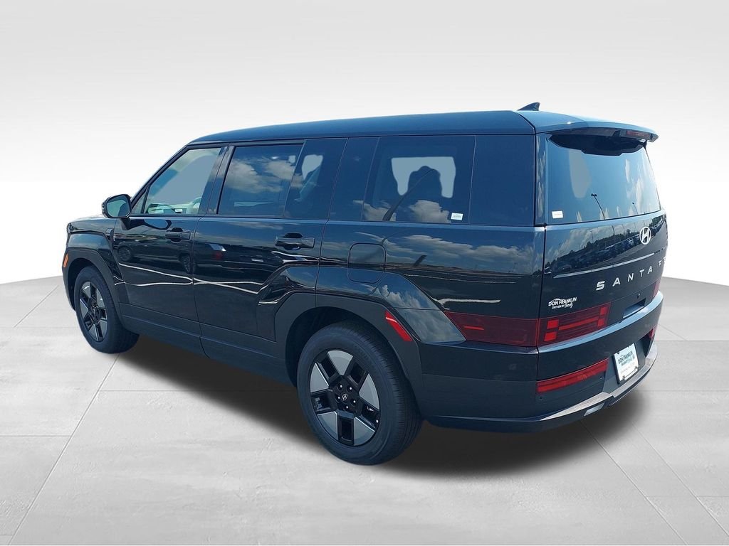 New 2026 Black Hyundai SE image 3
