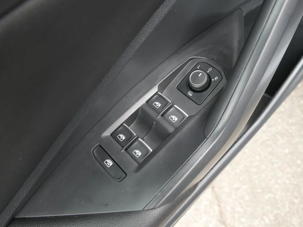 2021 Volkswagen Jetta SEL - Photo 14
