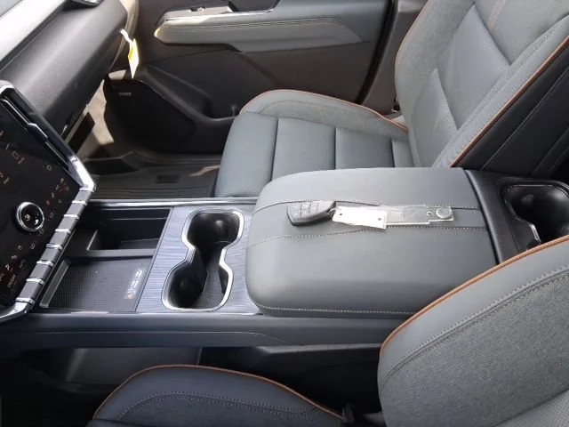 2026 GMC Acadia AT4 - Photo 13