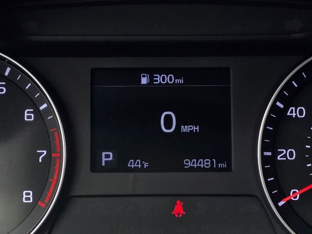 Used 2019 Gray Kia LXS image 28