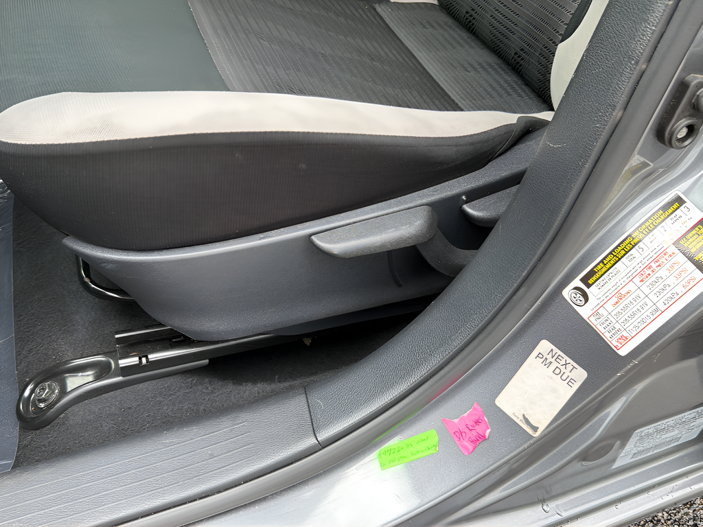Used 2020 Gray Nissan 1.6 SV image 27
