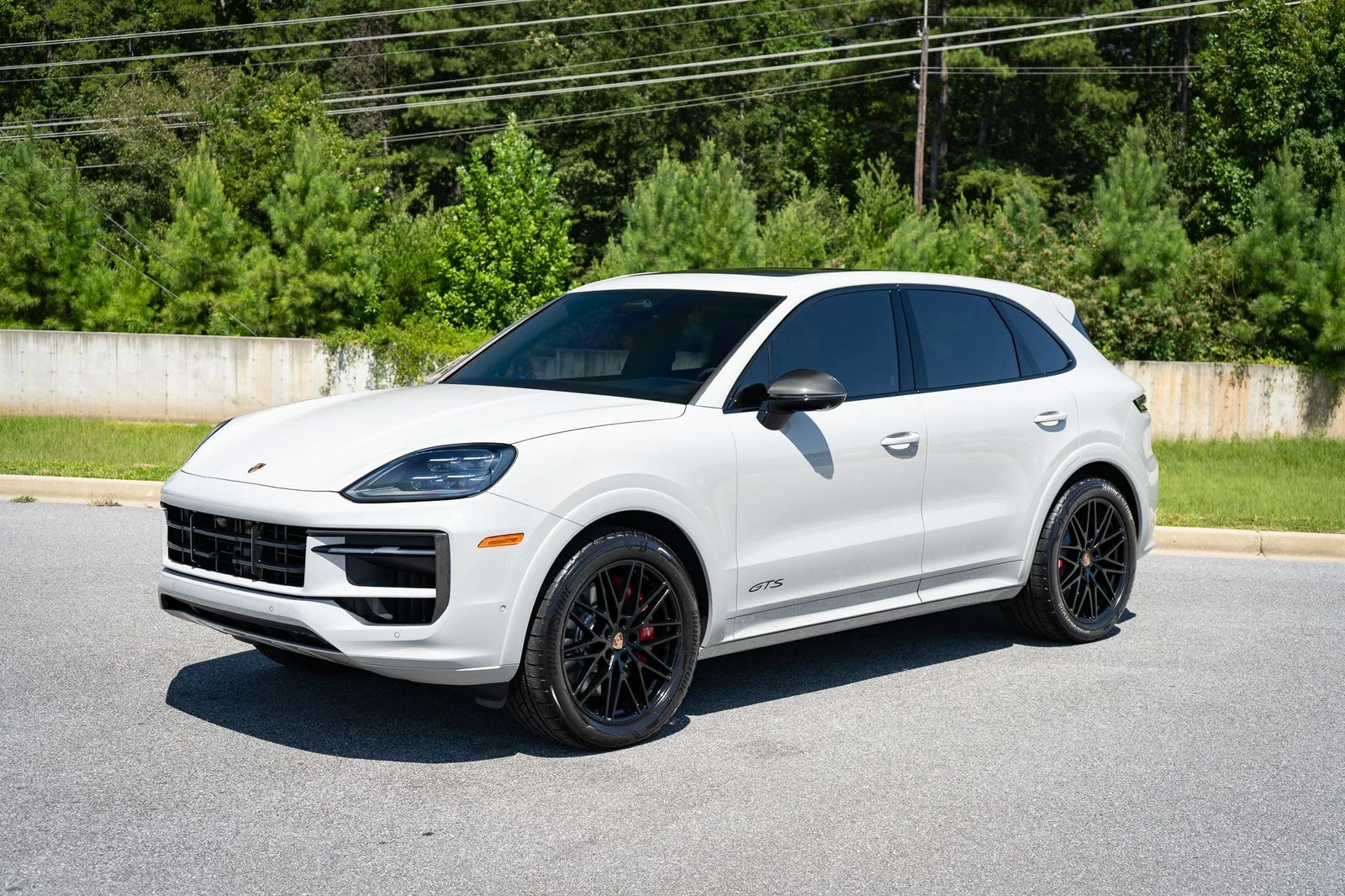 Used 2023  Porsche GTS image 13