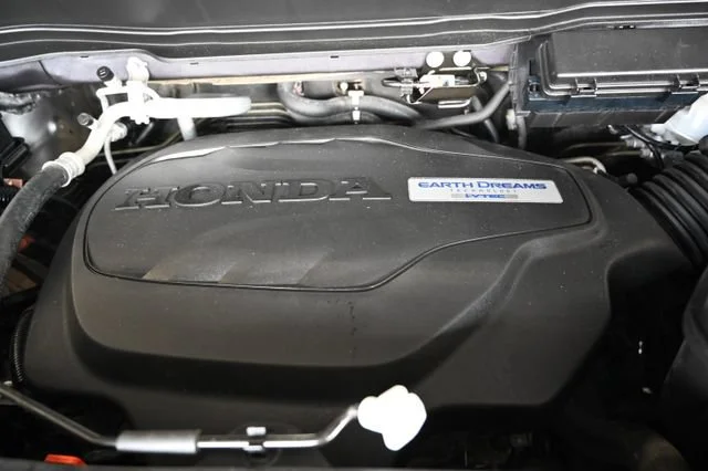 Used 2020 Gray Honda 2WD EX-L image 31