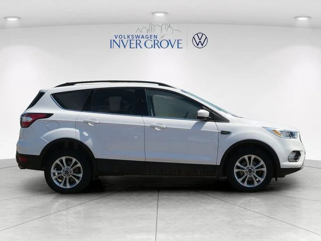 Used 2018 White Ford SE image 8