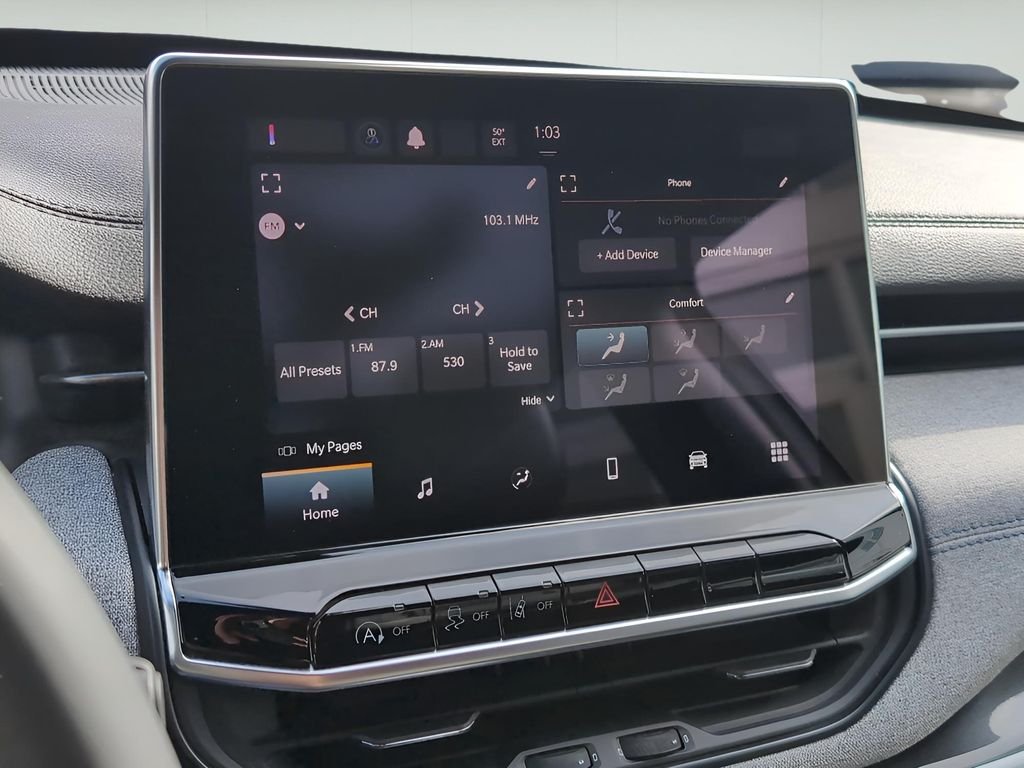 Used 2024 Bright White Clearcoat Jeep Latitude image 16