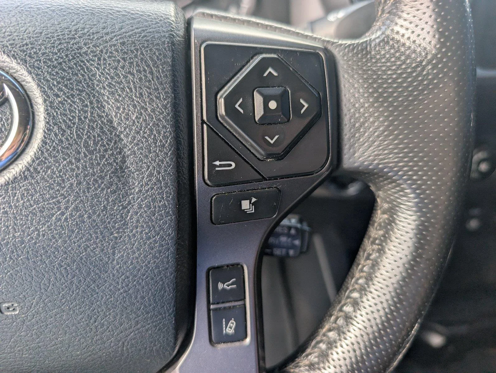 Used 2018 Magnetic Gray Metallic Toyota TRD Off-Road image 26
