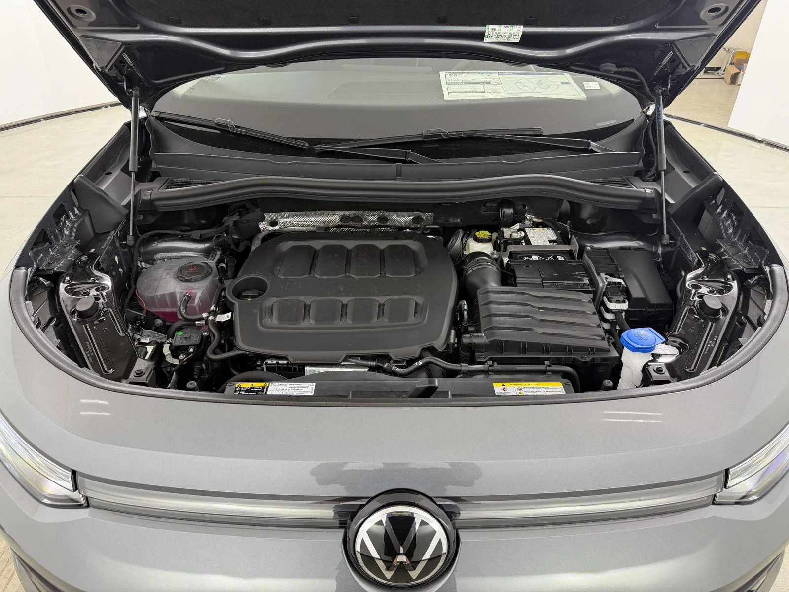 New 2026 Platinum Gray Metallic Volkswagen SE image 12