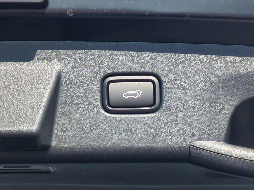 New 2026 Gray Hyundai SEL AWD image 9