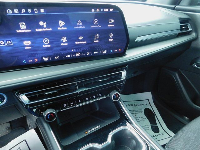 2024 Chevrolet Traverse 1LT - Photo 15