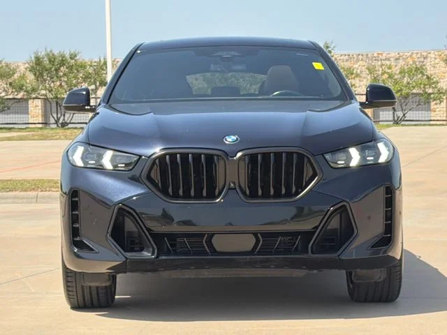 Used 2024 Black BMW xDrive40i image 2