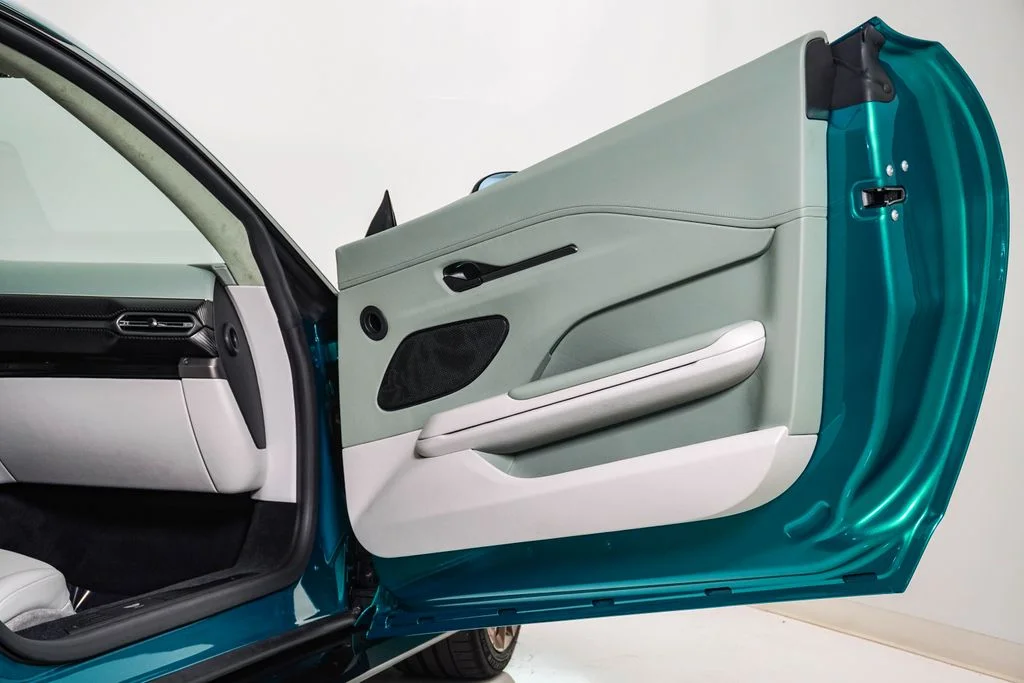 Used 2025 Podium Green Aston Martin Coupe image 19