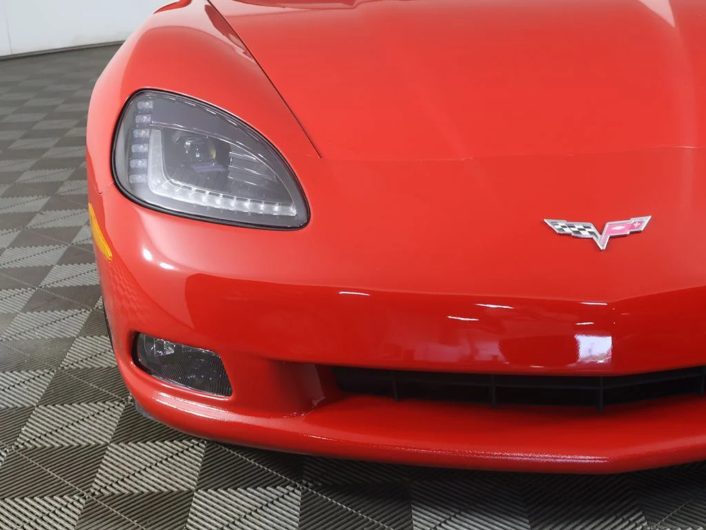 Used 2006 Red Chevrolet Base image 8