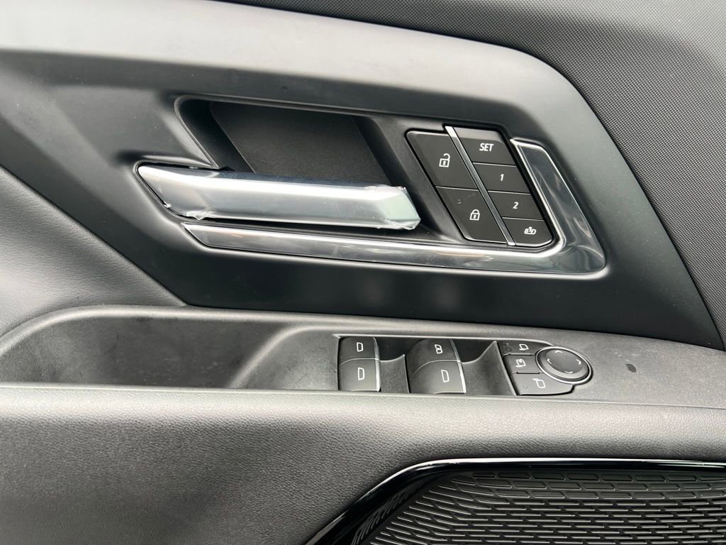 2026 Chevrolet Silverado EV LT - Photo 13