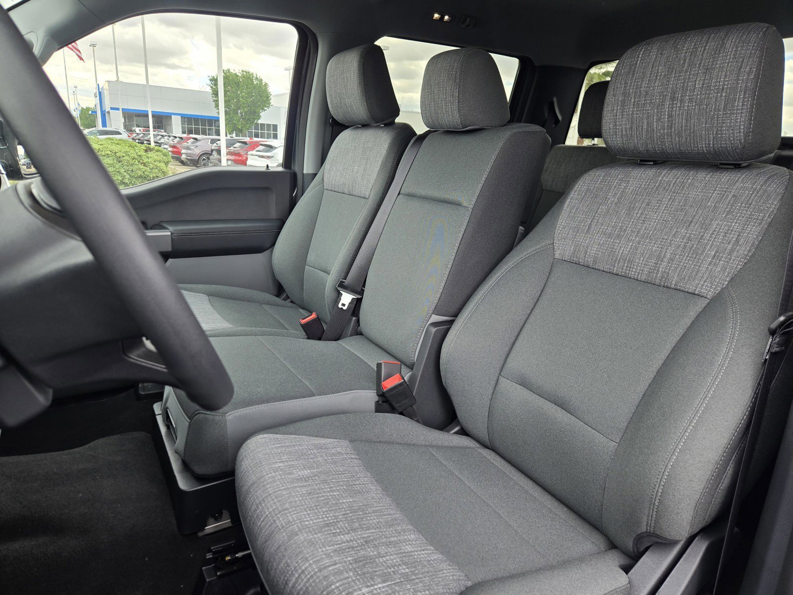 New 2026 Carbonized Gray Metallic Ford F-250® XLT image 9