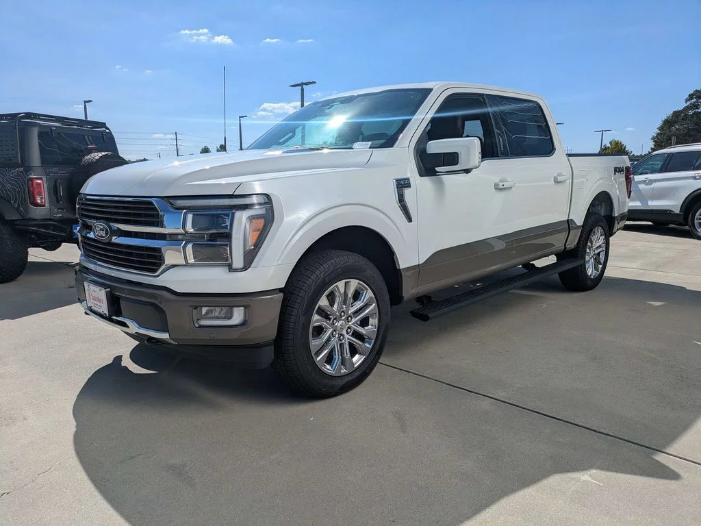 New 2026 Star White Metallic Tri-Coat Ford King Ranch image 8